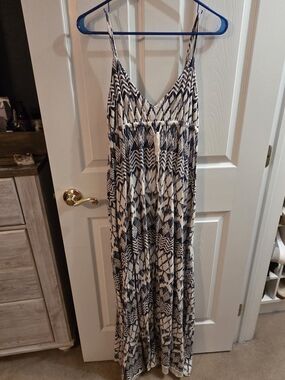 Roxy Black and White Printed Maxi Dress
